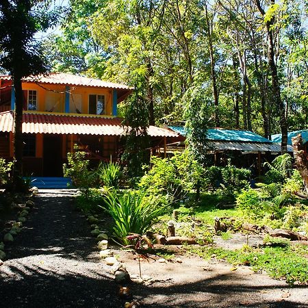 Cebaco Sunrise Lodge Isla Cebaco Екстериор снимка